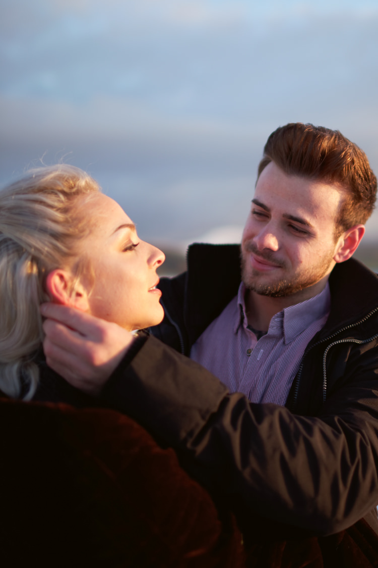 Snowy Peak District Engagement http://www.juntanweddings.com/