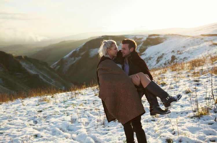 Snowy Peak District Engagement http://www.juntanweddings.com/