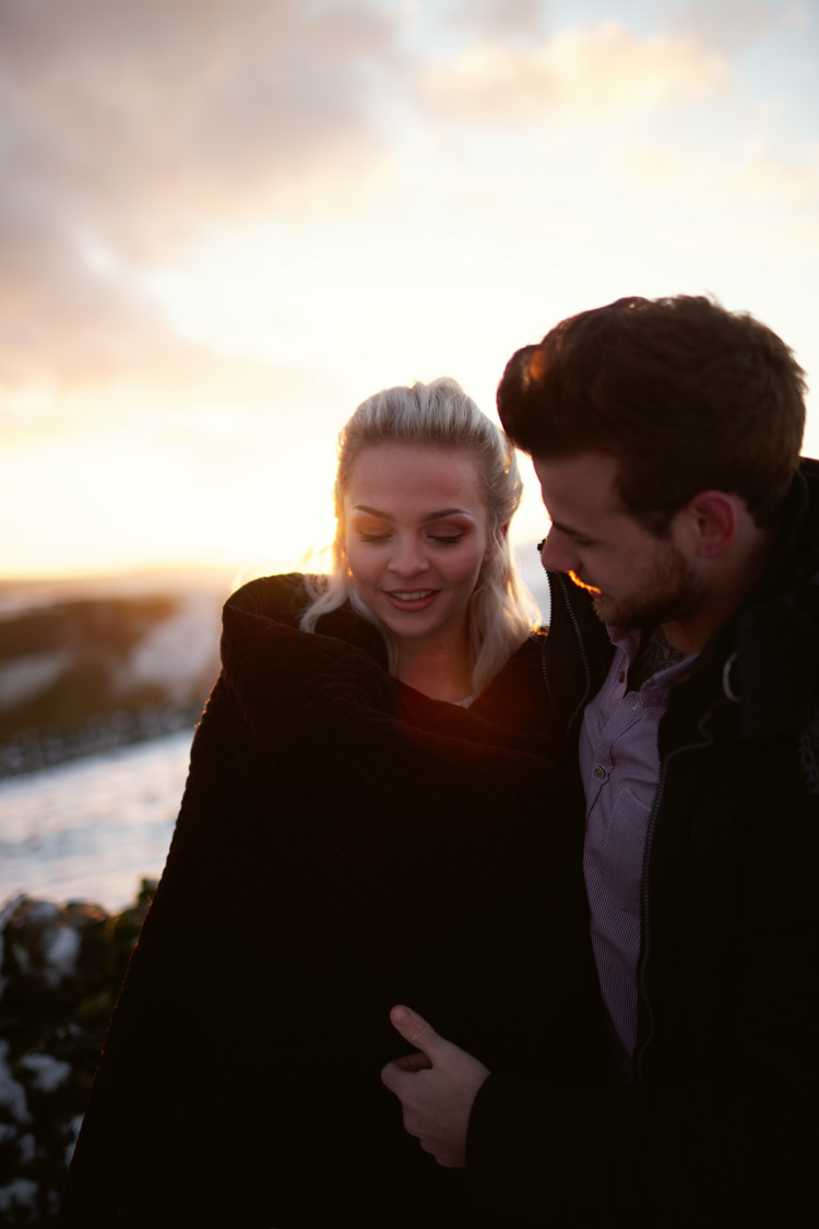 Snowy Peak District Engagement http://www.juntanweddings.com/