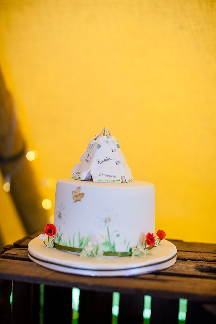 Cake Meadow Flowers Pretty Outdoorsy Yellow Tipi Wedding http://www.binkynixon.com/