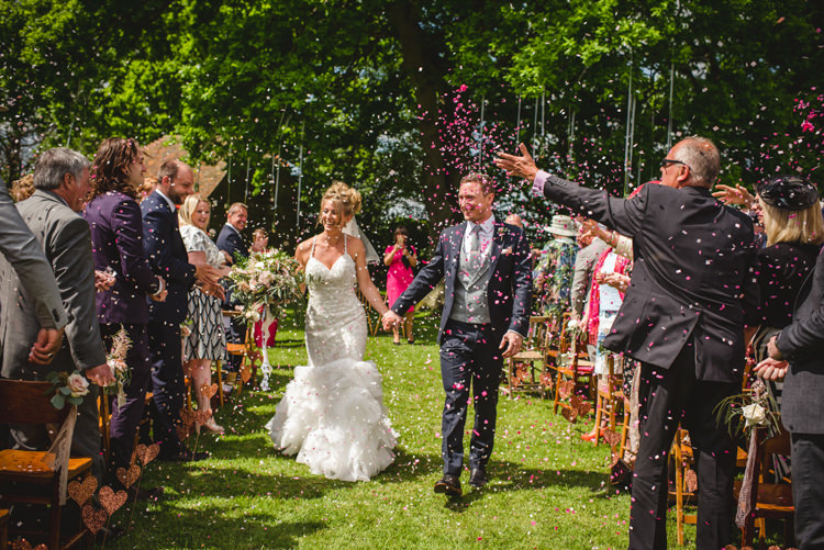 Confetti Throw Magical Fun Outdoor Barn Wedding http://www.sophieduckworthphotography.com/