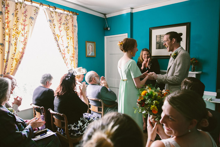 Small Vintage City Wedding http://www.sarahlondonphotography.co.uk/