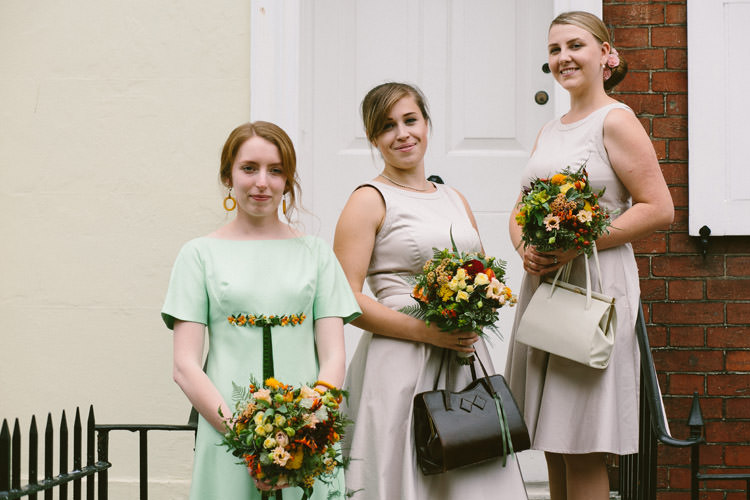 Small Vintage City Wedding http://www.sarahlondonphotography.co.uk/