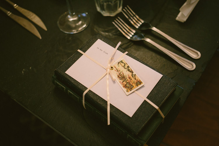 Small Vintage City Wedding http://www.sarahlondonphotography.co.uk/