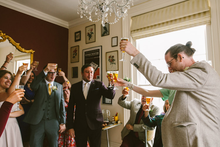 Small Vintage City Wedding http://www.sarahlondonphotography.co.uk/