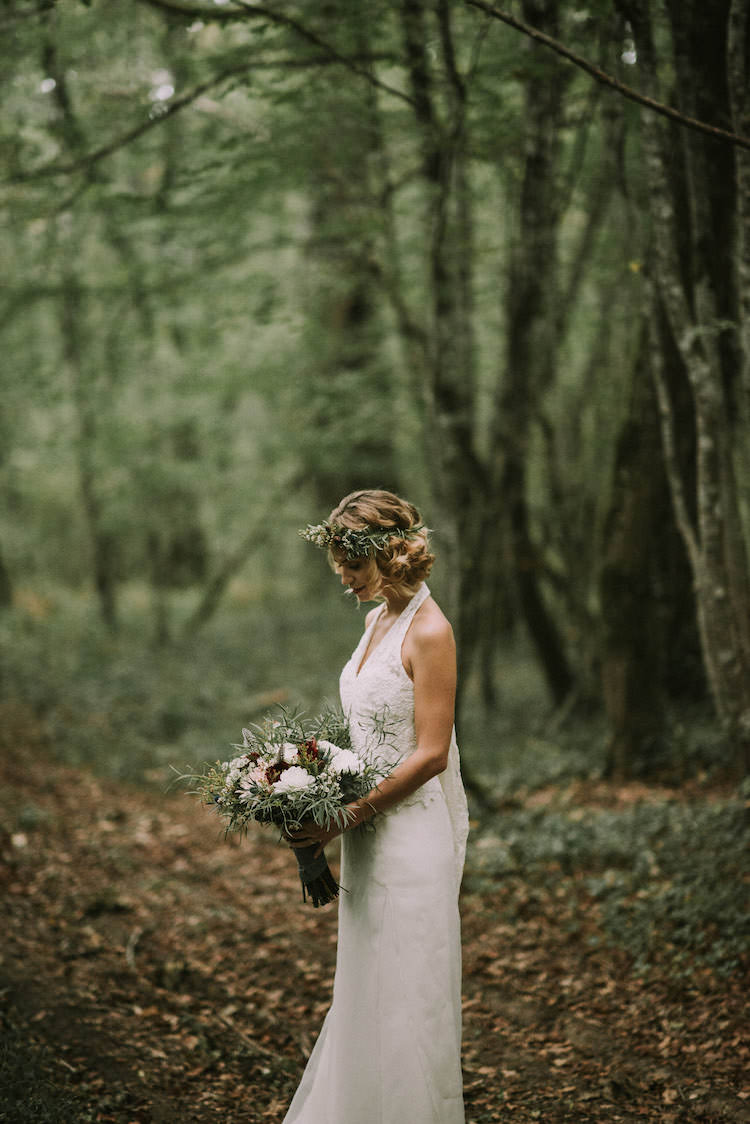 Bride Lace Halter-Neck Bridal Gown Long Train Floral Crown White Maroon Blush Bouquet With Feathers Organic Woodland Elopement Wedding Ideas http://www.miraalpajarito.es/
