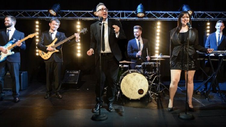 Christmas Songs Playlist Party Wedding