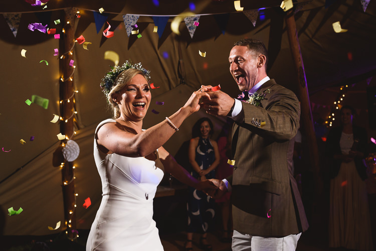Colourful Outdoorsy Festival Tipi Wedding http://www.jacksonandcophotography.com/