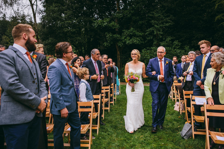 Colourful Outdoorsy Tipi Wedding http://amybphotography.co.uk/