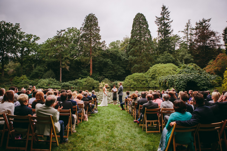 Colourful Outdoorsy Tipi Wedding http://amybphotography.co.uk/