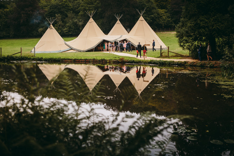 Colourful Outdoorsy Tipi Wedding http://amybphotography.co.uk/