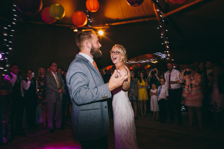 Colourful Outdoorsy Tipi Wedding http://amybphotography.co.uk/