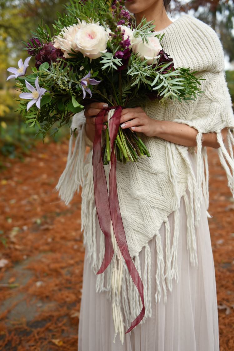 Bouquet Plum Flowers Bride Bridal Ribbons Rich Autumn Park Wedding Ideas http://www.evatarnok.com/