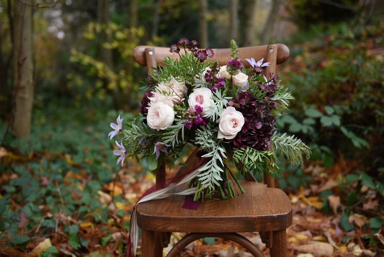Bouquet Plum Blush Foliage Rich Autumn Park Wedding Ideas http://www.evatarnok.com/