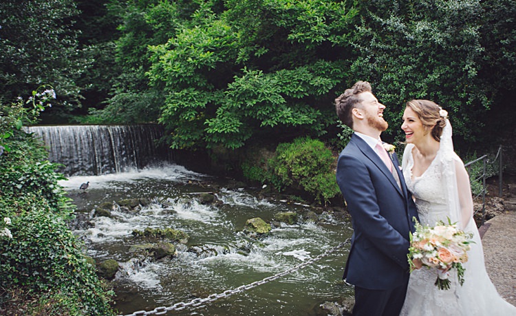 Natural Peach Garden Wedding http://www.juliaandyou.co.uk/