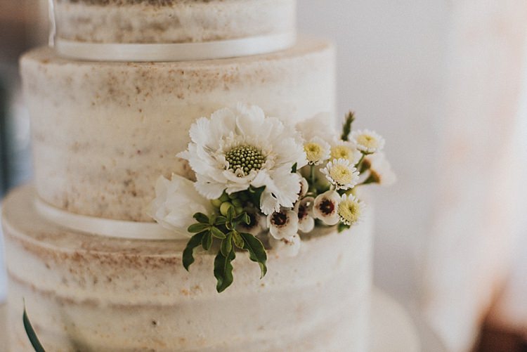 Naked Cake Crumb Buttercream Flowers Industrial Cool Mill Greenery Wedding http://www.beckyryanphotography.co.uk/