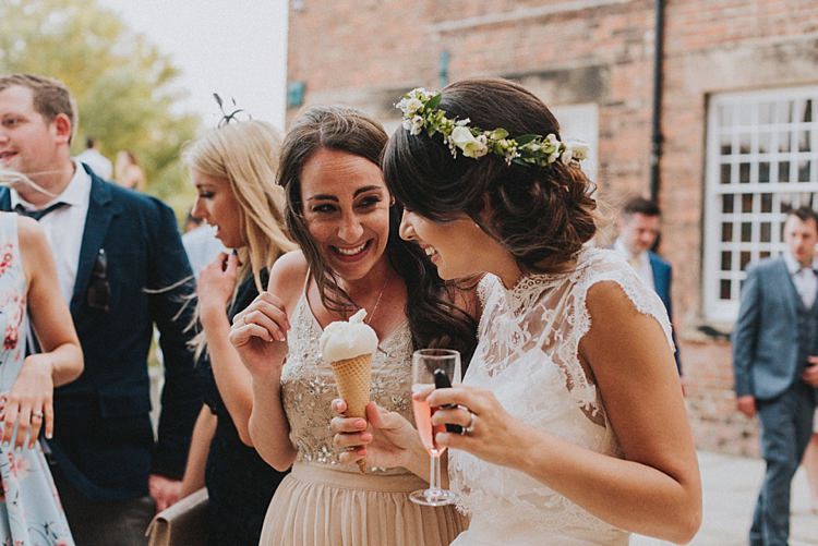 Industrial Cool Mill Greenery Wedding http://www.beckyryanphotography.co.uk/