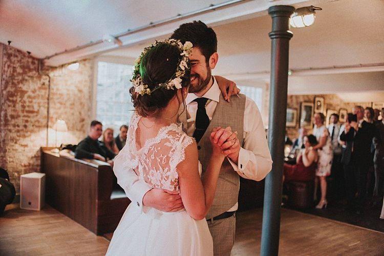 Industrial Cool Mill Greenery Wedding http://www.beckyryanphotography.co.uk/