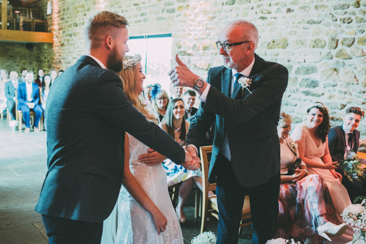 Pretty Peach Boho Wedding http://liamsmithphotography.com/