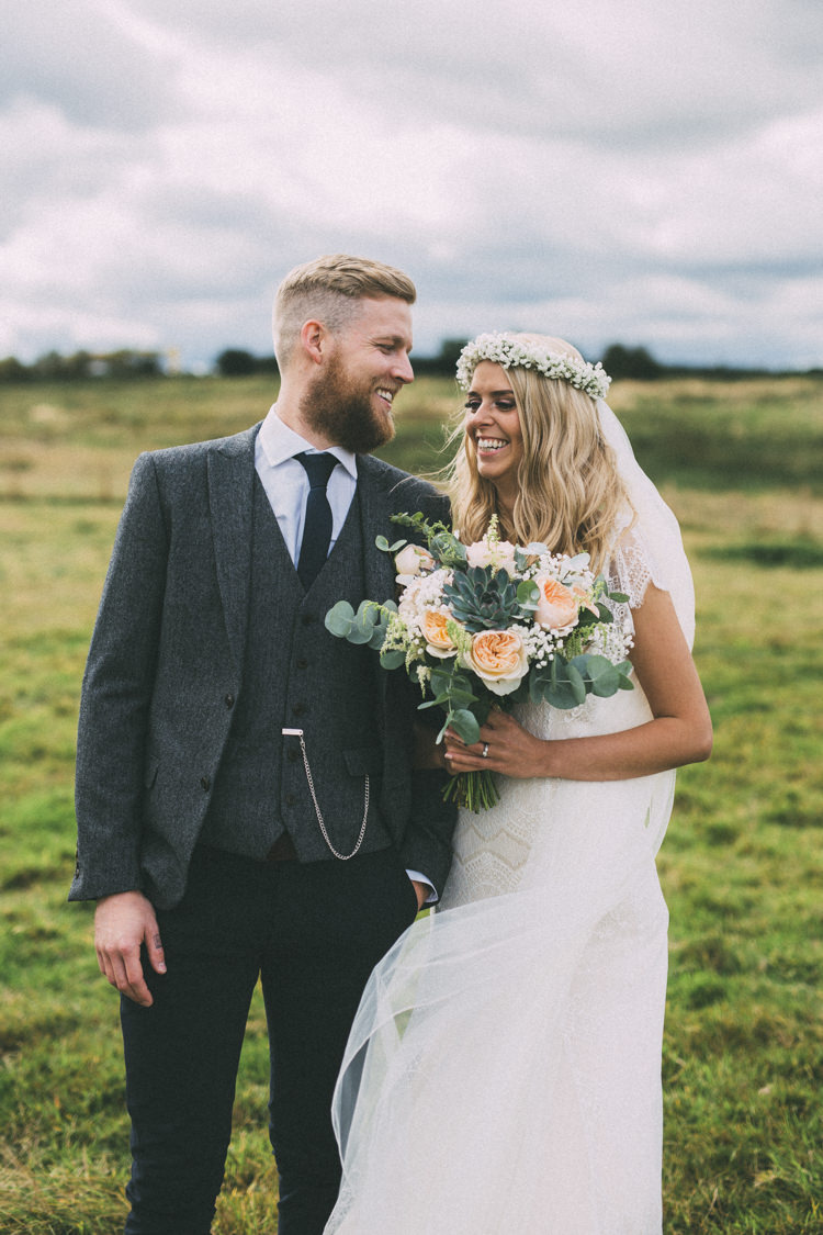 Pretty Peach Boho Wedding http://liamsmithphotography.com/