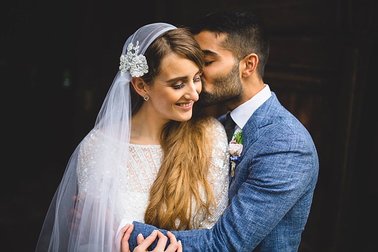 Eclectic Foliage Edison Lights Wedding http://www.tobiahtayo.com/