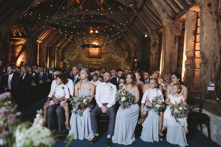 Rustic Quintessentially English Countryside Wedding http://www.sarahmorris-photography.com/