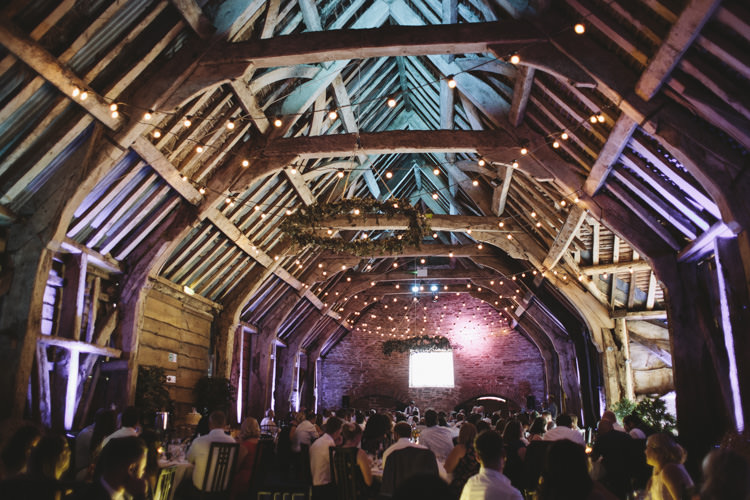 Rustic Quintessentially English Countryside Wedding http://www.sarahmorris-photography.com/