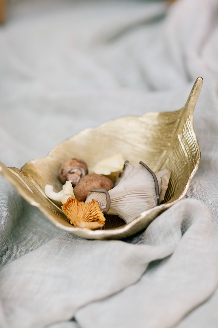 Gold Leaf Dish Ornament Decor Dreamy Woodlanders Folk Wedding Ideas http://www.jobradbury.co.uk/