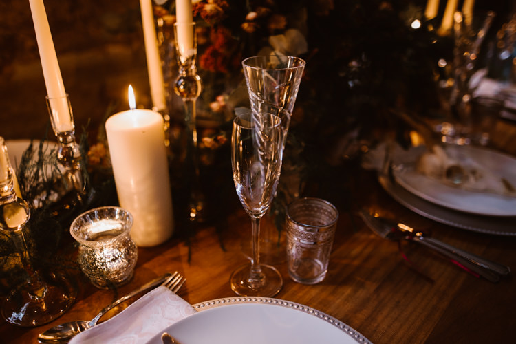 Dark Romantic Urban Wedding Ideas http://www.agnesblack.com/