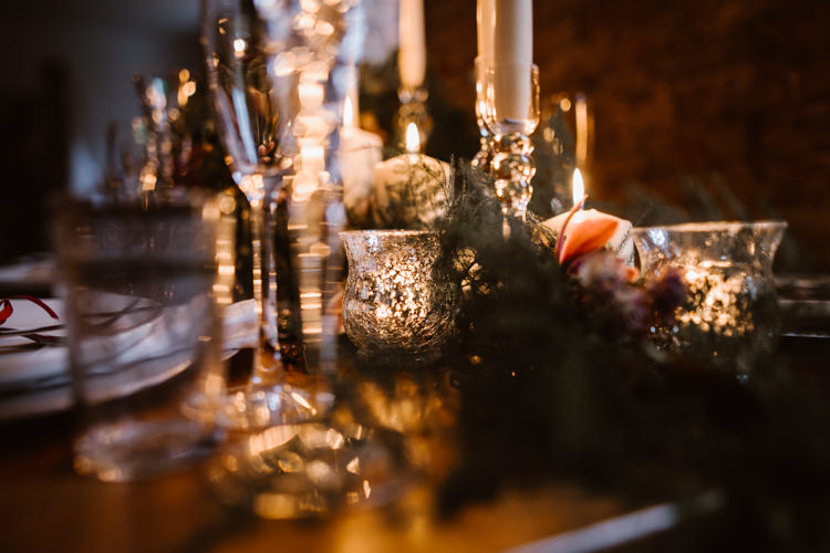 Dark Romantic Urban Wedding Ideas http://www.agnesblack.com/