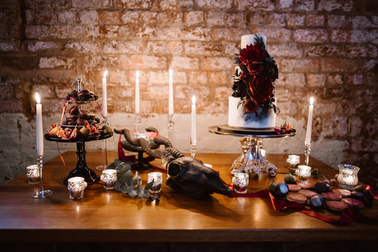 Cake Table Candles Decor Dark Romantic Urban Wedding Ideas http://www.agnesblack.com/