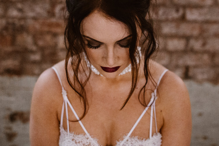 Dark Romantic Urban Wedding Ideas http://www.agnesblack.com/