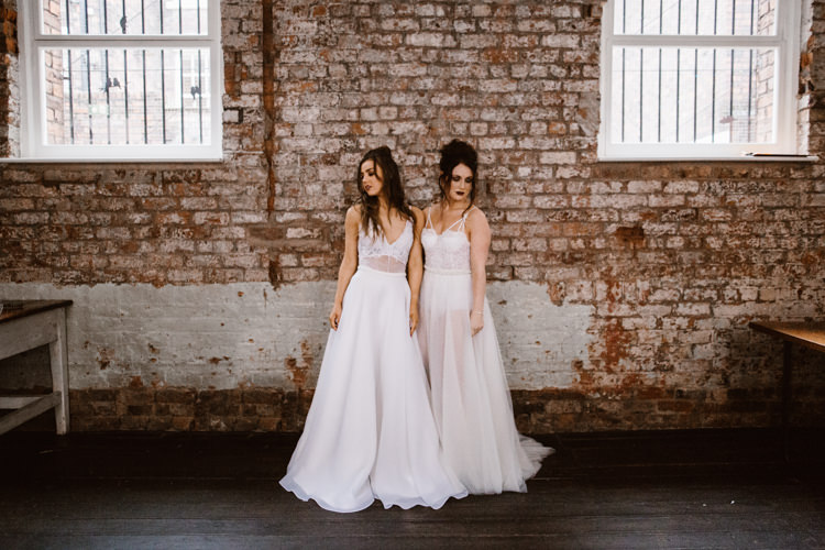 Dark Romantic Urban Wedding Ideas http://www.agnesblack.com/