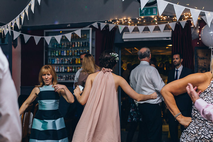 Minimalist City 1970s East London Pub Wedding http://www.curiousrosephotography.com/