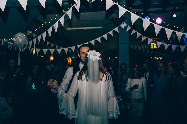 Minimalist City 1970s East London Pub Wedding http://www.curiousrosephotography.com/