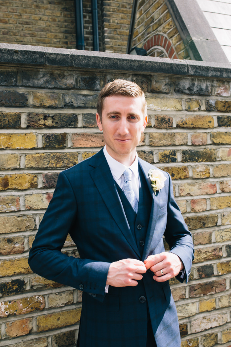 Light Pretty Peach London City Wedding http://www.katiepalmerphotography.co.uk/
