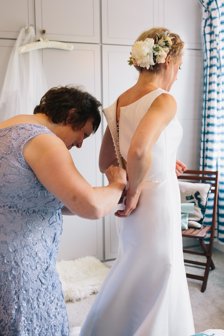 Light Pretty Peach London City Wedding http://www.katiepalmerphotography.co.uk/
