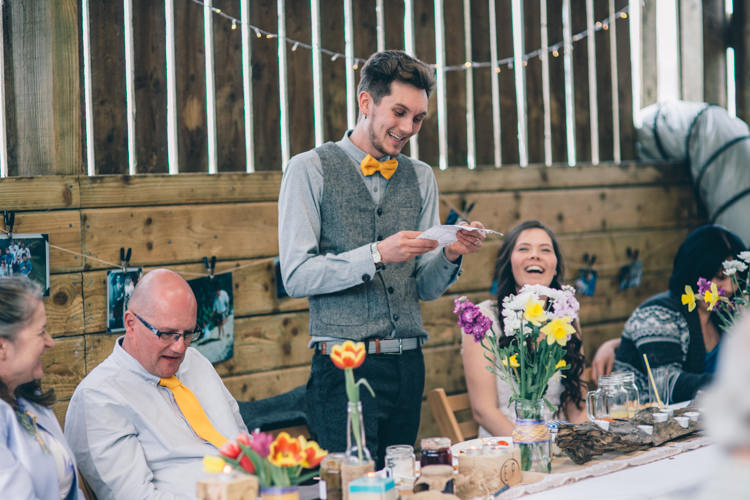 Crafty Country Rustic Wedding http://www.naomijanephotography.com/