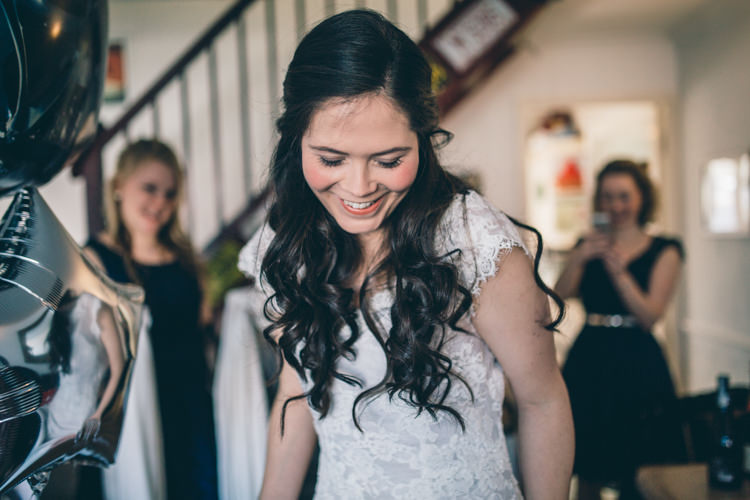 Crafty Country Rustic Wedding http://www.naomijanephotography.com/