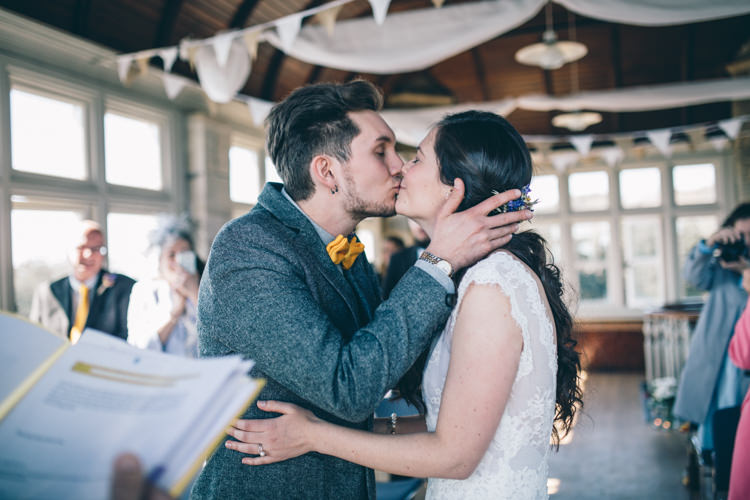 Crafty Country Rustic Wedding http://www.naomijanephotography.com/