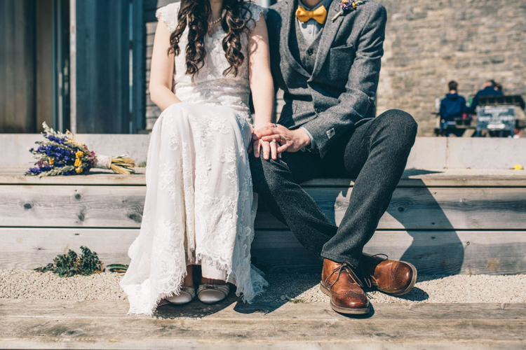 Crafty Country Rustic Wedding http://www.naomijanephotography.com/