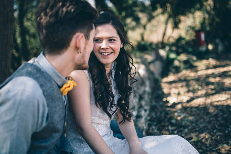 Crafty Country Rustic Wedding http://www.naomijanephotography.com/