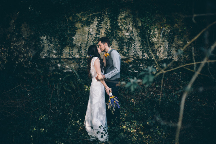 Crafty Country Rustic Wedding http://www.naomijanephotography.com/