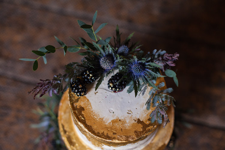 Blue Gold Luxe Victorian Wedding Ideas http://www.francescarlisle.co.uk/