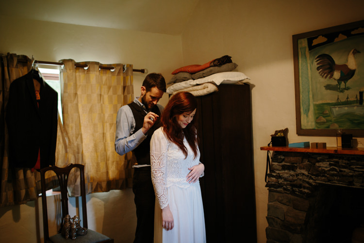 Intimate Outdoor Scotland Wedding http://www.caroweiss.com/