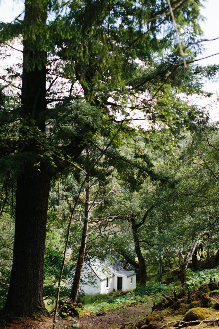 Intimate Outdoor Scotland Wedding http://www.caroweiss.com/