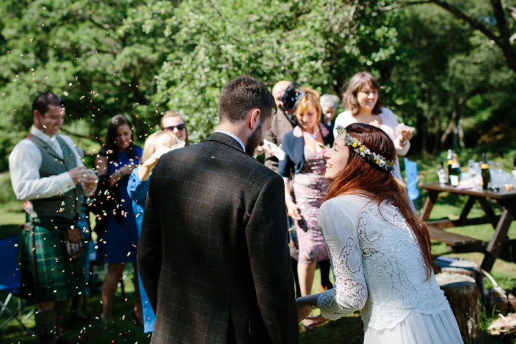 Intimate Outdoor Scotland Wedding http://www.caroweiss.com/