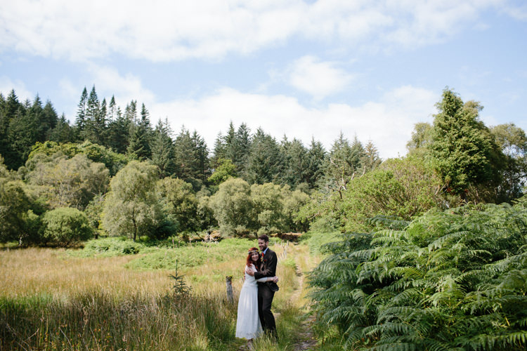 Intimate Outdoor Scotland Wedding http://www.caroweiss.com/