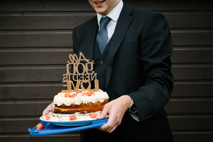 Intimate Outdoor Scotland Wedding http://www.caroweiss.com/