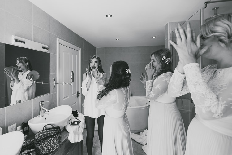 Bohemian Outdoor Country Wedding https://www.alexapoppeweddingphotography.com/